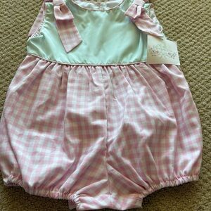 NWT- MINT MAGNOLIA PINK GINGHAM w MINT GREEN BUBBLE/ROMPER